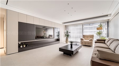 21w打造現(xiàn)代極簡風(fēng)格的家126m² | 麗爾曼頓全房全屋定制